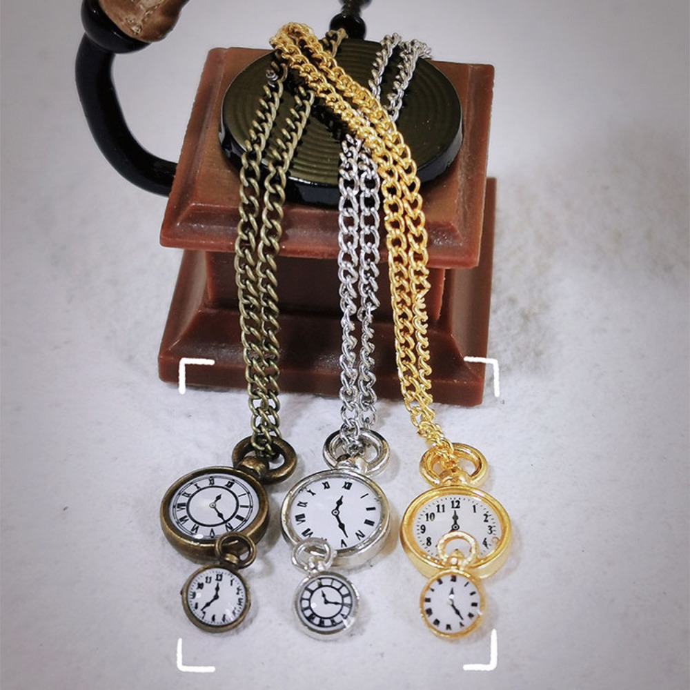 ساعة قلادة عتيقة لبيت الدمية ، - مراجعة Vintage Fashion Toys وسعره