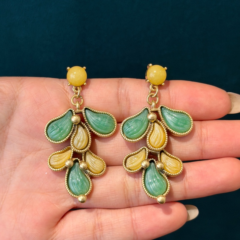 أقراط عصرية بتصميم أوراق شجر ع - مراجعة Vintage Fashion Jewelry Brands وسعره
