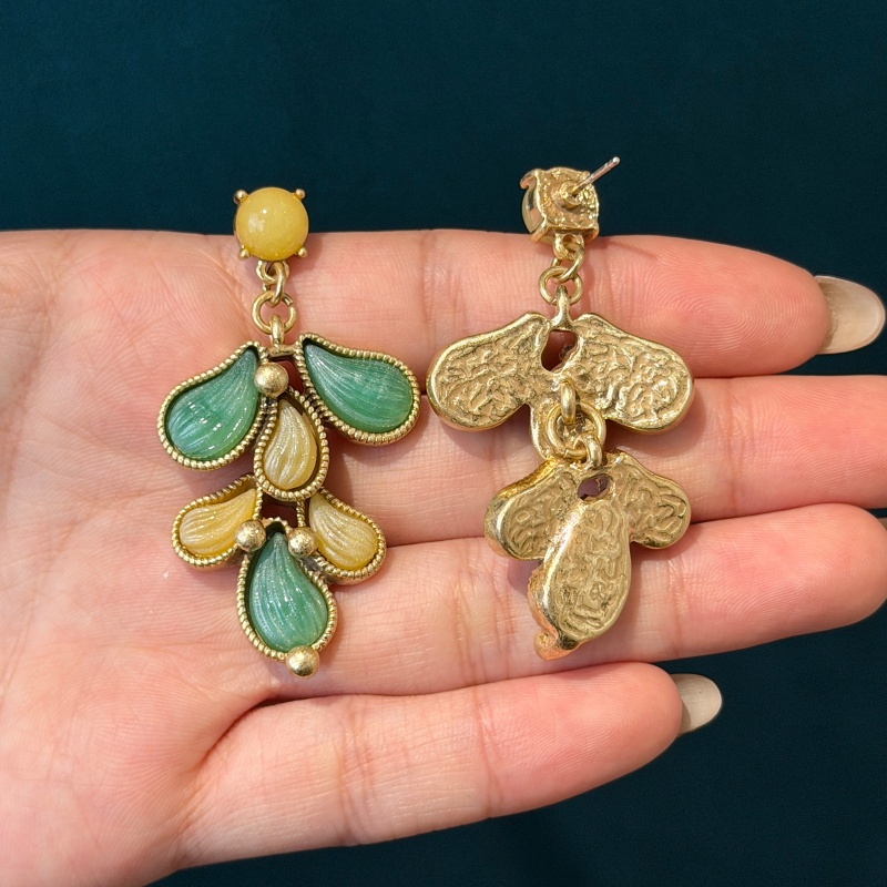 أقراط عصرية بتصميم أوراق شجر ع - مراجعة Vintage Fashion Jewelry Brands وسعره