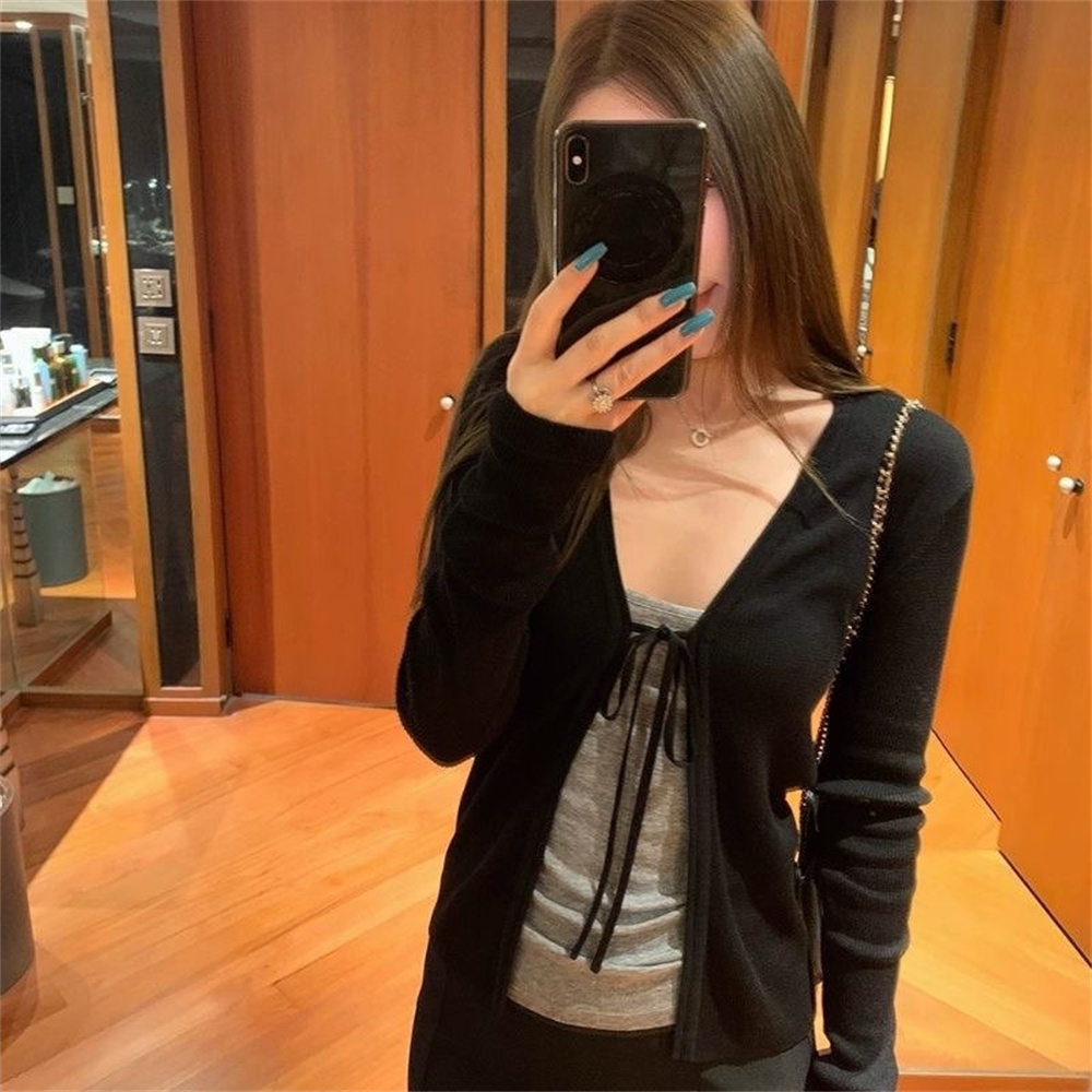 كارديجان نسائي محبوك رقيق بأكم - مراجعة Crop Cardigan Vintage وسعره