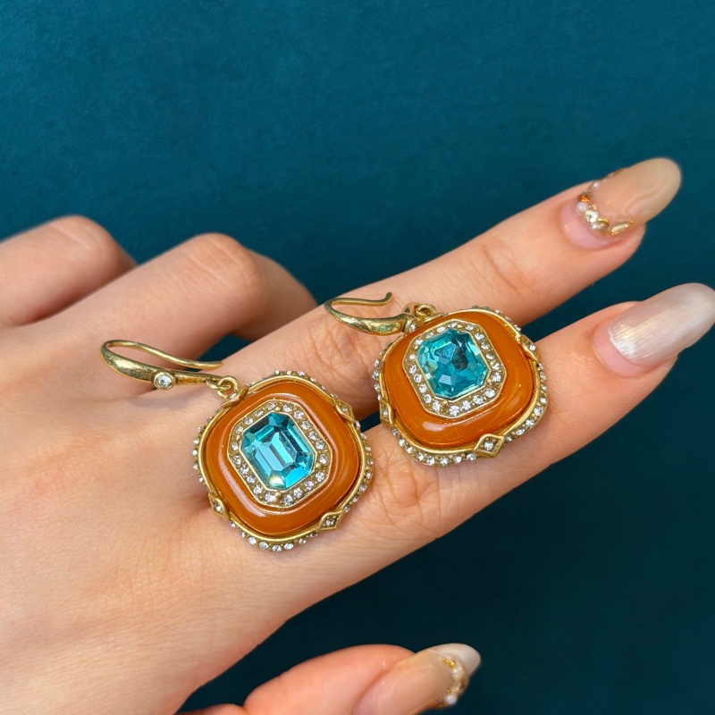 أقراط مربعة الشكل من الزجاج ال - مراجعة Vintage Fashion Jewelry Brands وسعره