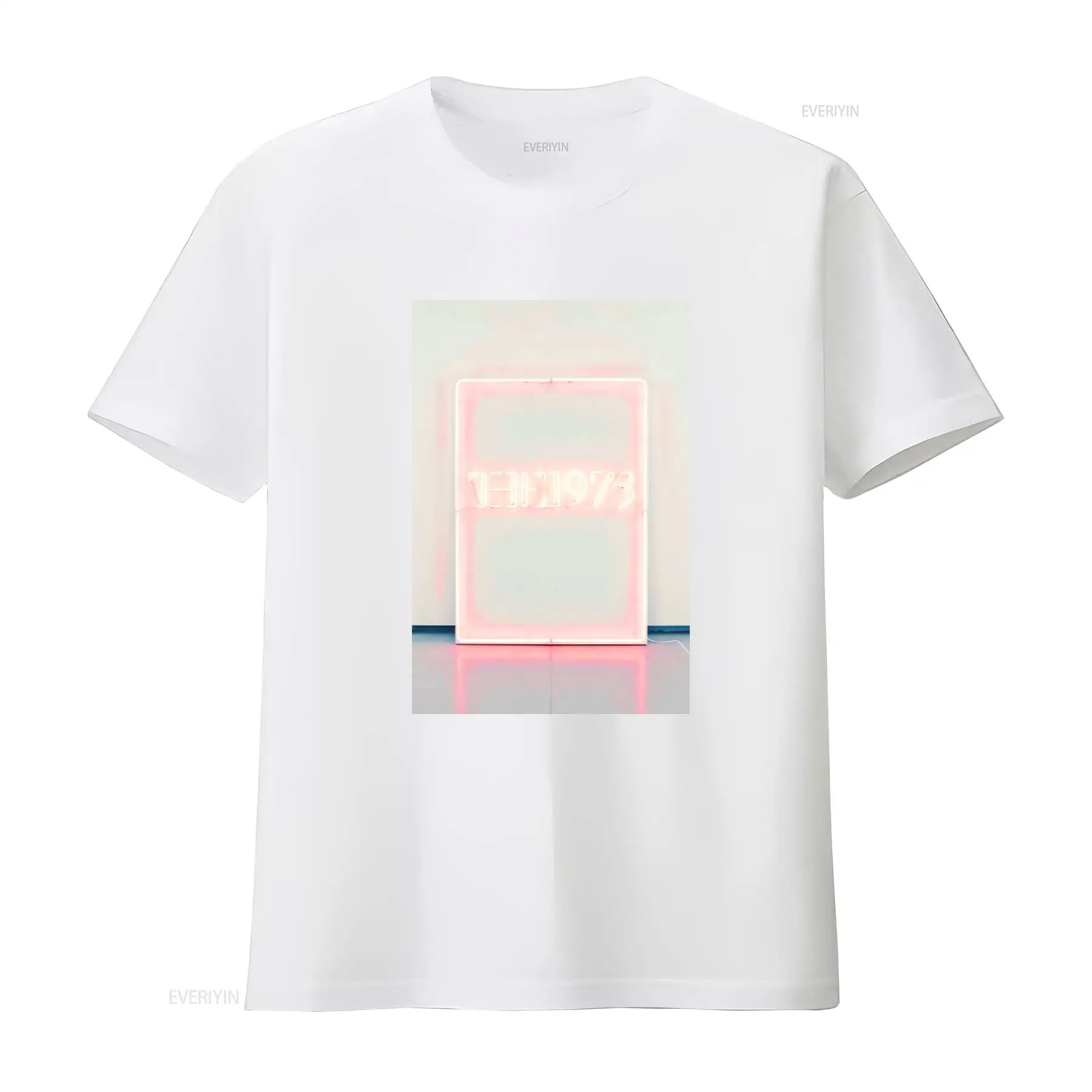 تي شيرت رجالي 1975 Neon Sign 2 - مراجعة Vintage Fashion York وسعره