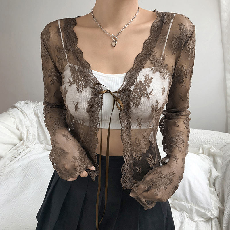 المرأة انظر من خلال الدانتيل ش - مراجعة Crop Cardigan Vintage وسعره